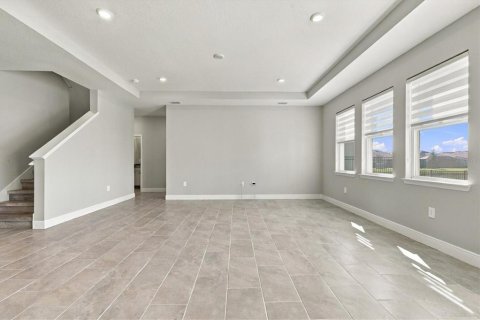 Villa ou maison à louer à Bradenton, Floride: 4 chambres, 312.34 m2 № 2430975 - photo 6