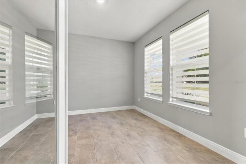 Villa ou maison à louer à Bradenton, Floride: 4 chambres, 312.34 m2 № 2430975 - photo 4