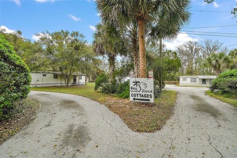 Commercial property in Leesburg, Florida 14 bedrooms, 681.81 sq.m. № 1531489 - photo 6