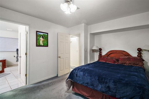 Commercial property in Leesburg, Florida 14 bedrooms, 681.81 sq.m. № 1531489 - photo 19