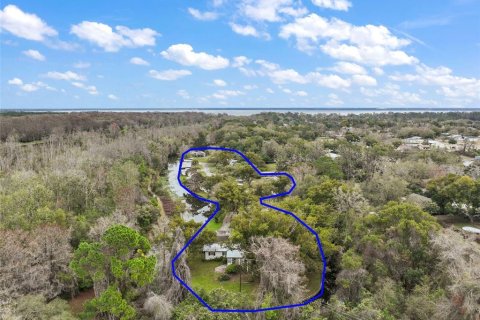Commercial property in Leesburg, Florida 14 bedrooms, 681.81 sq.m. № 1531489 - photo 2