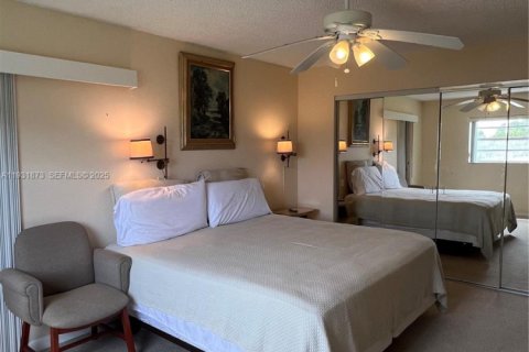 Condo in Delray Beach, Florida, 1 bedroom  № 1990254 - photo 8