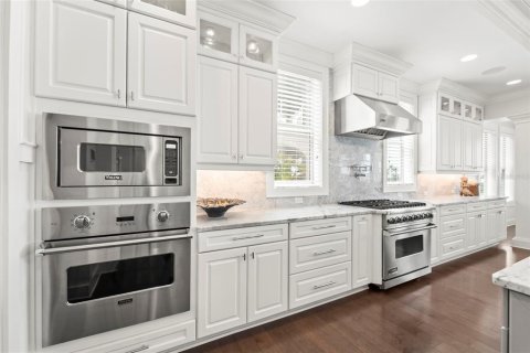 Casa en venta en Saint Petersburg, Florida, 4 dormitorios, 396.14 m2 № 2205103 - foto 10
