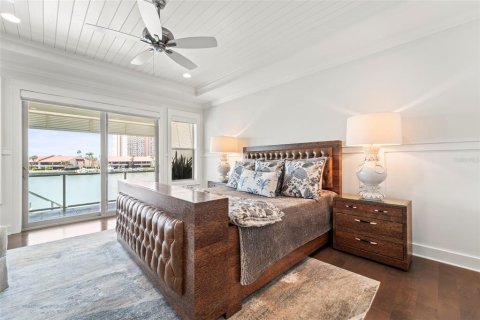 Casa en venta en Saint Petersburg, Florida, 4 dormitorios, 396.14 m2 № 2205103 - foto 16