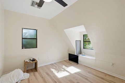 Casa en venta en Tampa, Florida, 4 dormitorios, 134.71 m2 № 2212936 - foto 29