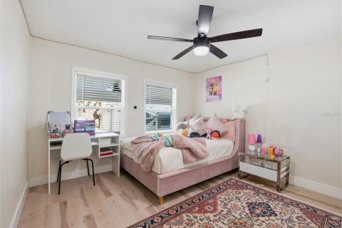 Casa en venta en Tampa, Florida, 4 dormitorios, 134.71 m2 № 2212936 - foto 15