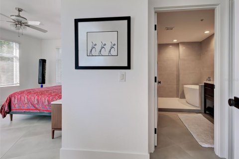 Condo in Nokomis, Florida, 2 bedrooms  № 2144895 - photo 29