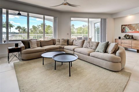 Condo in Nokomis, Florida, 2 bedrooms  № 2144895 - photo 6