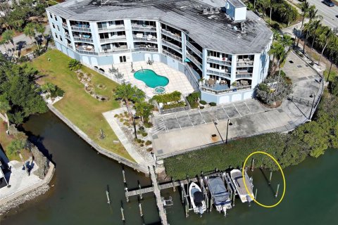 Condo in Nokomis, Florida, 2 bedrooms  № 2144895 - photo 7