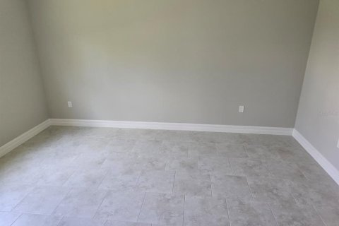 House in North Port, Florida 3 bedrooms, 150.04 sq.m. № 2209879 - photo 10