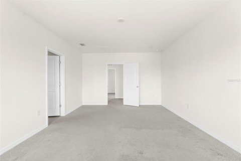 House in Wesley Chapel, Florida 5 bedrooms, 242.01 sq.m. № 1870232 - photo 15