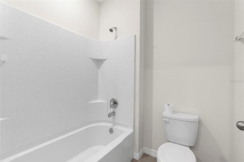 House in Wesley Chapel, Florida 5 bedrooms, 242.01 sq.m. № 1870232 - photo 26