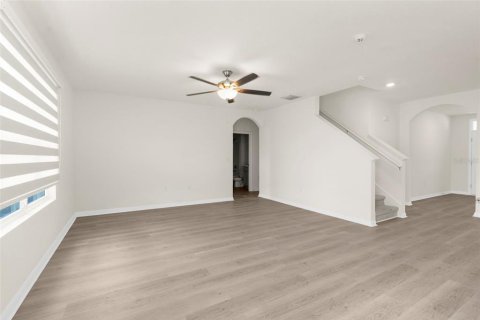 House in Wesley Chapel, Florida 5 bedrooms, 242.01 sq.m. № 1870232 - photo 7