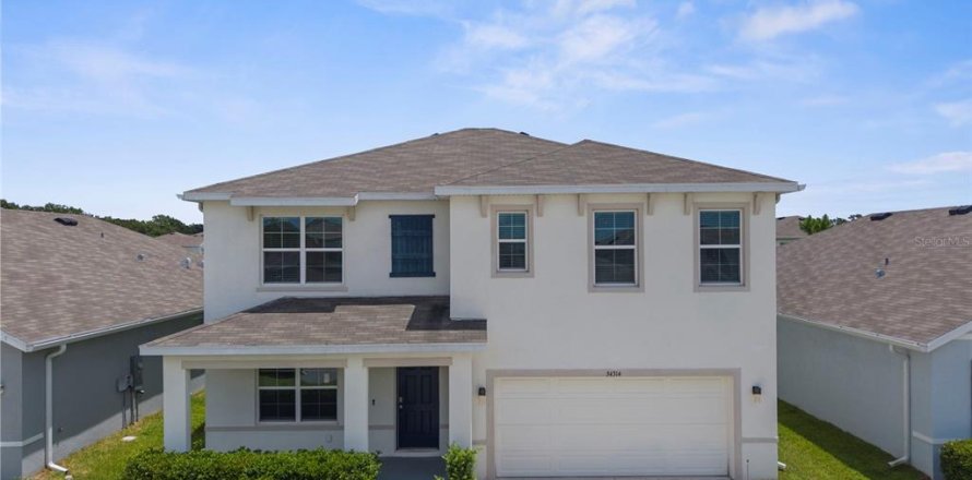 House in Wesley Chapel, Florida 5 bedrooms, 242.01 sq.m. № 1870232