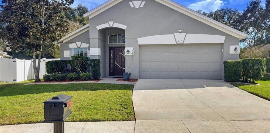 House in Ocoee, Florida 4 bedrooms, 183.48 sq.m. № 2145532