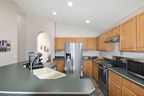 House in Ocoee, Florida 4 bedrooms, 183.48 sq.m. № 2145532 - photo 9