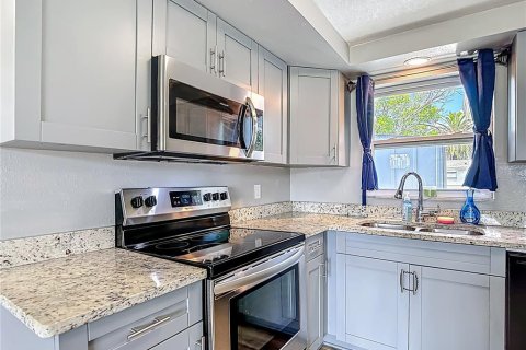 Villa ou maison à vendre à Port Richey, Floride: 2 chambres, 94.76 m2 № 1856576 - photo 22
