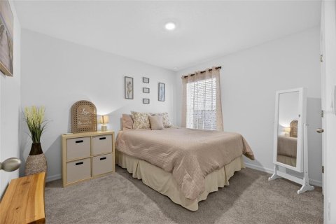 House in Wimauma, Florida 3 bedrooms, 145.48 sq.m. № 2234284 - photo 9