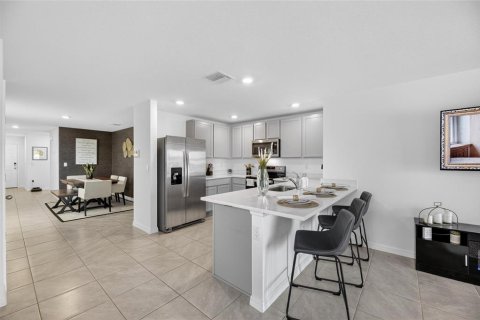 House in Wimauma, Florida 3 bedrooms, 145.48 sq.m. № 2234284 - photo 15