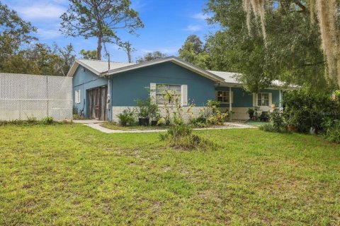 Casa en Crystal River, Florida 2 dormitorios, 165.64 m2 № 2379197