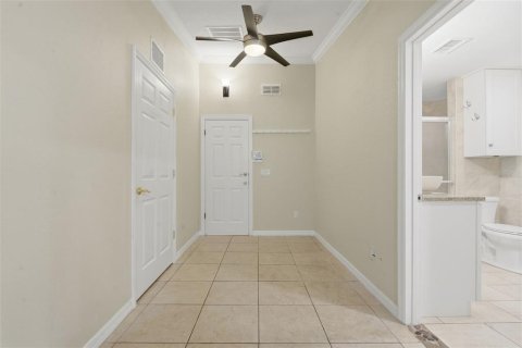 House in Orlando, Florida 3 bedrooms, 181.53 sq.m. № 2201280 - photo 20