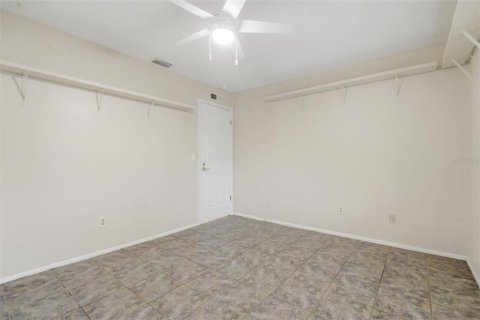 House in Orlando, Florida 3 bedrooms, 181.53 sq.m. № 2201280 - photo 22