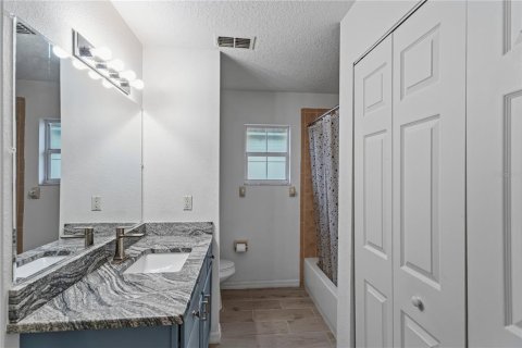 Villa ou maison à vendre à Ocala, Floride: 3 chambres, 139.82 m2 № 2135711 - photo 12