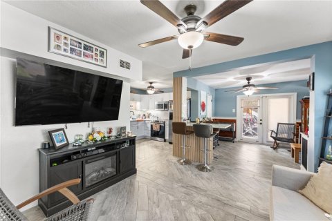 Villa ou maison à vendre à Pinellas Park, Floride: 3 chambres, 105.72 m2 № 2213865 - photo 9