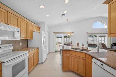 Casa en venta en Royal Palm Beach, Florida, 3 dormitorios, 254.09 m2 № 1951535 - foto 19