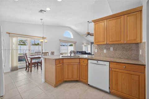 Casa en venta en Royal Palm Beach, Florida, 3 dormitorios, 254.09 m2 № 1951535 - foto 20