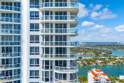 Condominio en venta en Miami Beach, Florida, 3 dormitorios, 163.6 m2 № 1951092 - foto 16