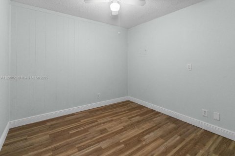 Copropriété à louer à Pembroke Pines, Floride: 1 chambre, 63.55 m2 № 1796342 - photo 10