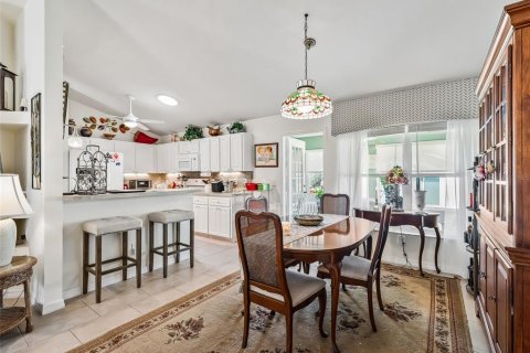House in Summerfield, Florida 3 bedrooms, 126.25 sq.m. № 1767363 - photo 10