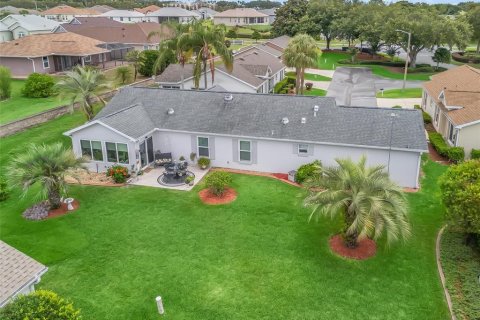 House in Summerfield, Florida 3 bedrooms, 126.25 sq.m. № 1767363 - photo 4