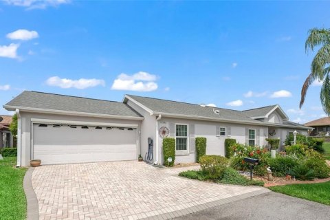 House in Summerfield, Florida 3 bedrooms, 126.25 sq.m. № 1767363 - photo 2