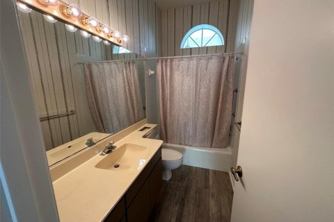 Villa ou maison à louer à Sarasota, Floride: 2 chambres, 138.05 m2 № 1877019 - photo 14