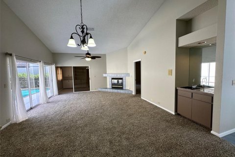 Villa ou maison à louer à Sarasota, Floride: 2 chambres, 138.05 m2 № 1877019 - photo 4