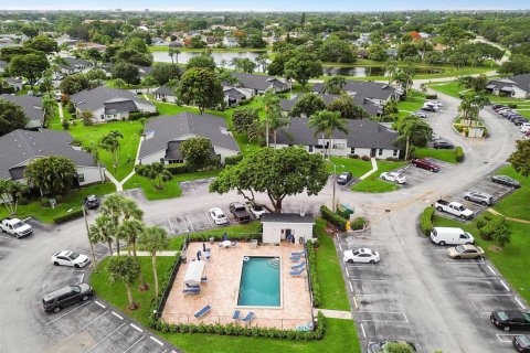 Touwnhouse à vendre à West Palm Beach, Floride: 2 chambres, 107.12 m2 № 2263164 - photo 25
