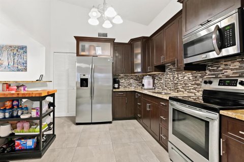 Touwnhouse à vendre à West Palm Beach, Floride: 2 chambres, 107.12 m2 № 2263164 - photo 5