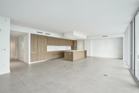 Condominio en venta en Pompano Beach, Florida, 2 dormitorios, 158.77 m2 № 2261751 - foto 6
