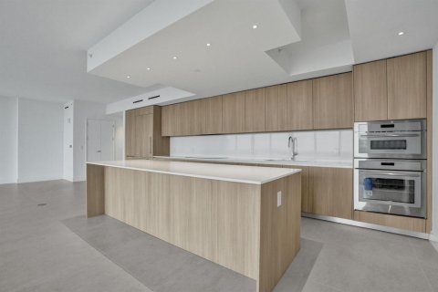 Condominio en venta en Pompano Beach, Florida, 2 dormitorios, 158.77 m2 № 2261751 - foto 15