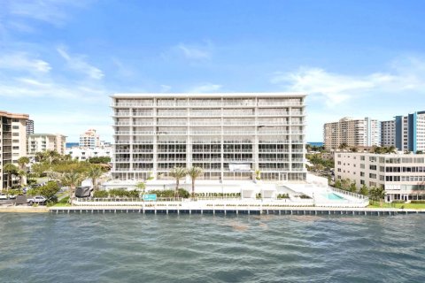 Condo à Pompano Beach, Floride, 2 chambres № 2261751