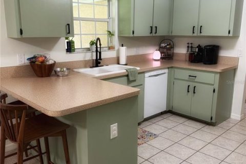 House in Ocala, Florida 3 bedrooms, 149.57 sq.m. № 1908623 - photo 6