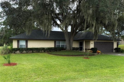 House in Ocala, Florida 3 bedrooms, 149.57 sq.m. № 1908623 - photo 1