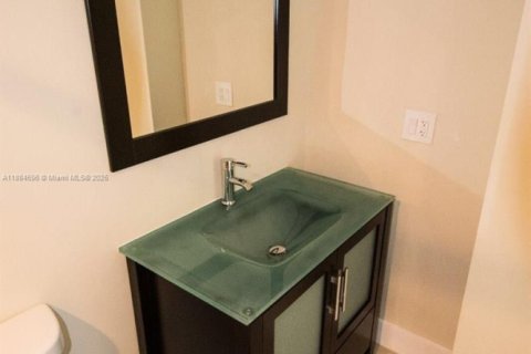 Copropriété à louer à Aventura, Floride: 2 chambres, 105.72 m2 № 1931634 - photo 16