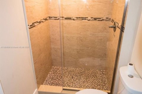 Copropriété à louer à Aventura, Floride: 2 chambres, 105.72 m2 № 1931634 - photo 17