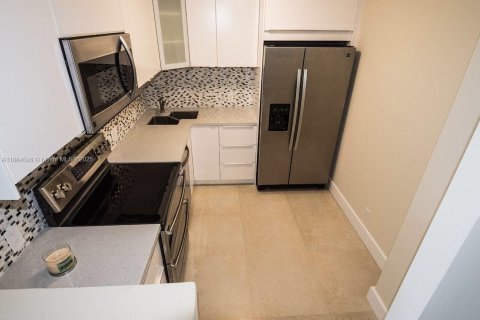 Copropriété à louer à Aventura, Floride: 2 chambres, 105.72 m2 № 1931634 - photo 11