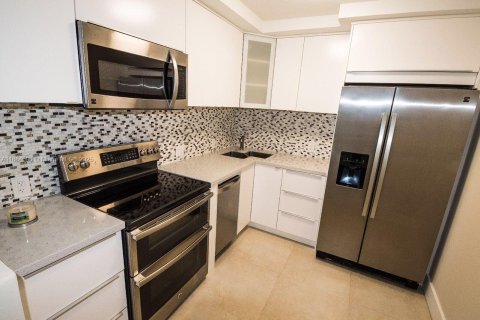 Copropriété à louer à Aventura, Floride: 2 chambres, 105.72 m2 № 1931634 - photo 9