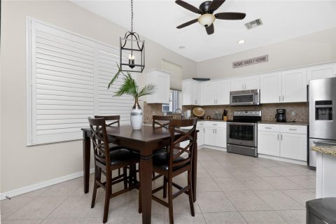 House in Fort Myers, Florida 3 bedrooms, 171.96 sq.m. № 2214997 - photo 20