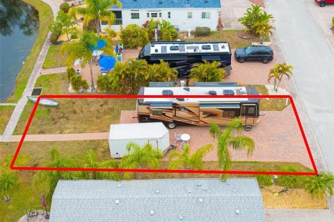 Land in Land O' Lakes, Florida № 1721545 - photo 1